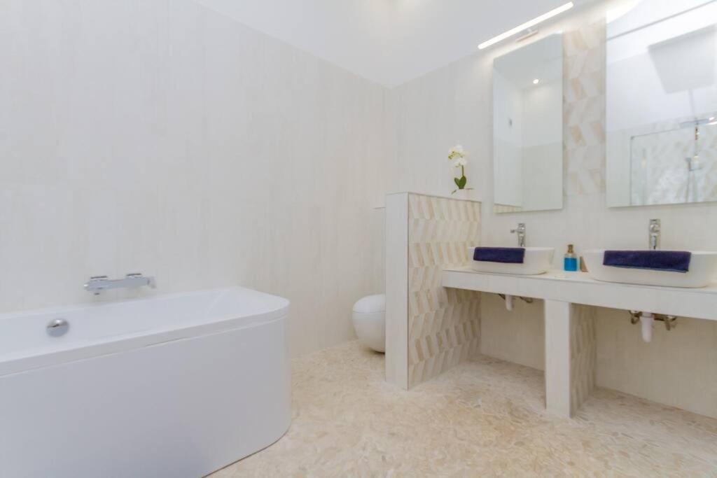 The Opulent Oasis By Newave Apartments Budapešť Exteriér fotografie